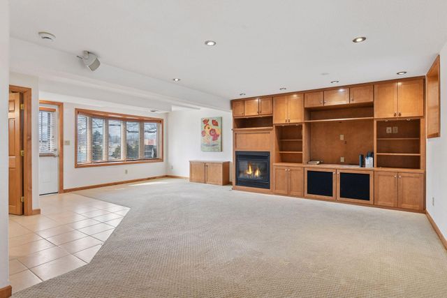 8449 Morris Circle, Bloomington, MN 55437