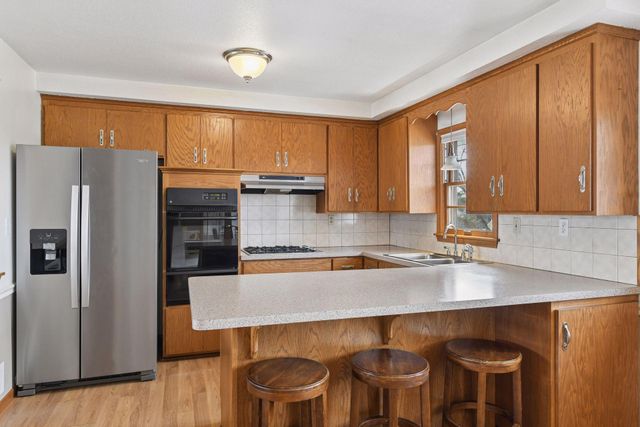 8449 Morris Circle, Bloomington, MN 55437