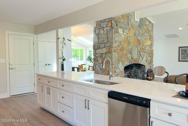 244 Shoreline Drive, New Bern, NC 28562