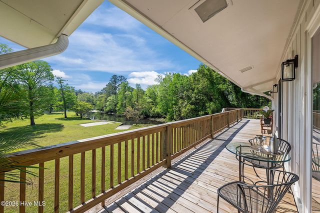 244 Shoreline Drive, New Bern, NC 28562