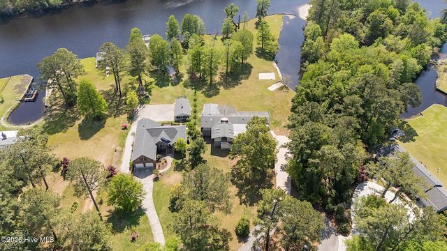 244 Shoreline Drive, New Bern, NC 28562