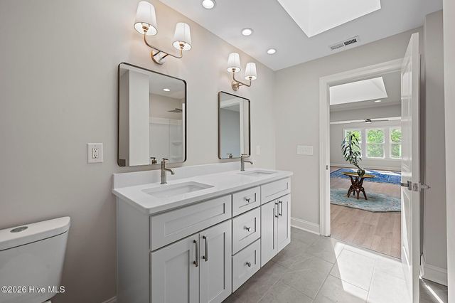 244 Shoreline Drive, New Bern, NC 28562