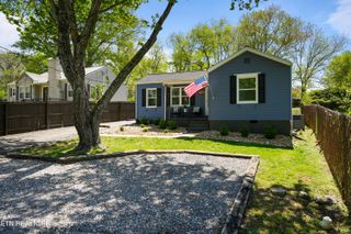 414 W Young High Pike, Knoxville, TN 37920