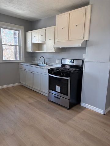 20 Ferry St B, Everett, MA 02149