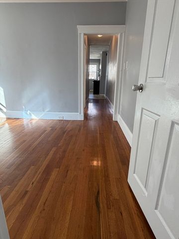 20 Ferry St B, Everett, MA 02149