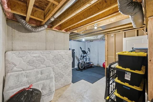 21010 W 225th Street, Spring Hill, KS 66083