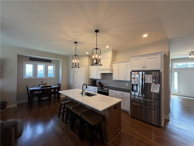 21010 W 225th Street, Spring Hill, KS 66083