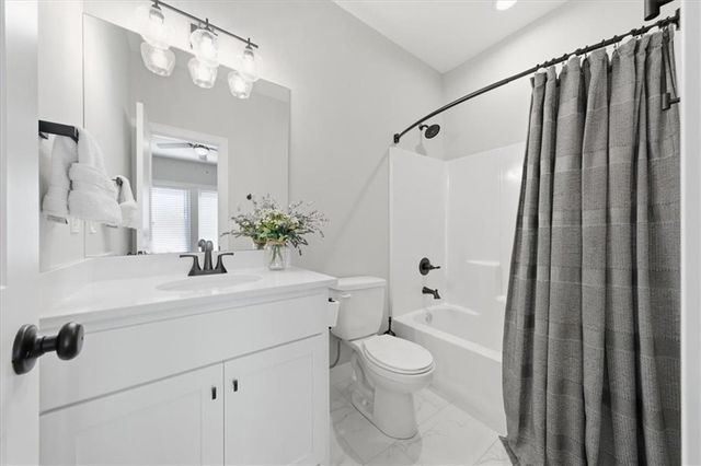 21010 W 225th Street, Spring Hill, KS 66083