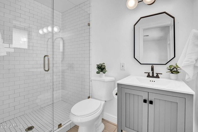 10624 N 38TH Street, Phoenix, AZ 85028