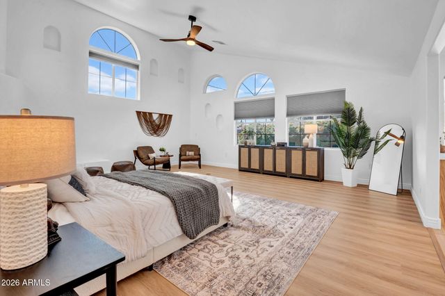 10624 N 38TH Street, Phoenix, AZ 85028