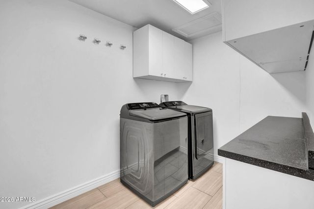 10624 N 38TH Street, Phoenix, AZ 85028