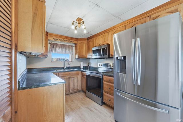 24502 State Rd. 37, Harlan, IN 46743