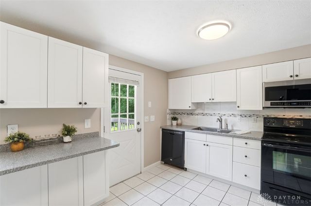 174 Circle Drive, Harrison Twp, OH 45030