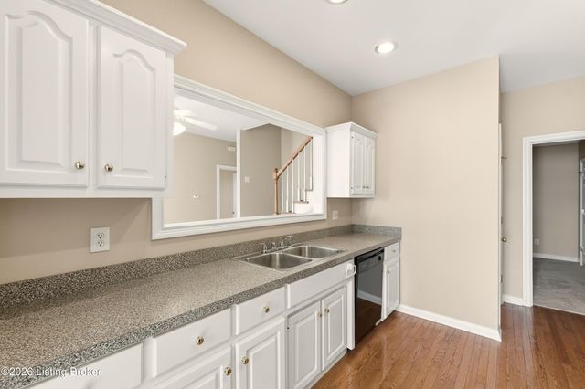 102 Ashton Ct, Bardstown, KY 40004