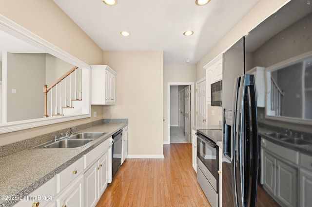 102 Ashton Ct, Bardstown, KY 40004