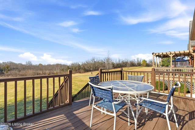 102 Ashton Ct, Bardstown, KY 40004