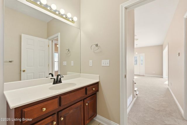 102 Ashton Ct, Bardstown, KY 40004