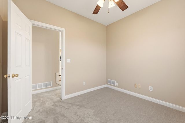 102 Ashton Ct, Bardstown, KY 40004