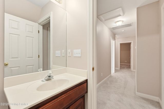 102 Ashton Ct, Bardstown, KY 40004
