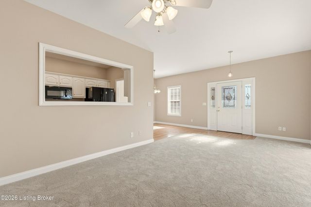 102 Ashton Ct, Bardstown, KY 40004