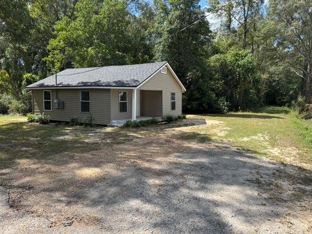 110 Lewis Ave., Petal, MS 39465