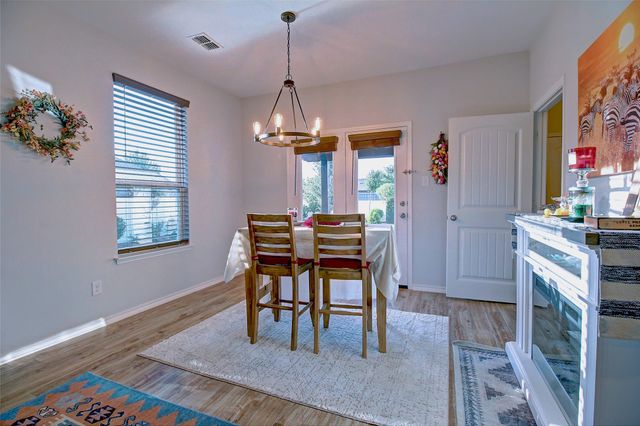 1409 Ellis Lane, Aubrey, TX 76227