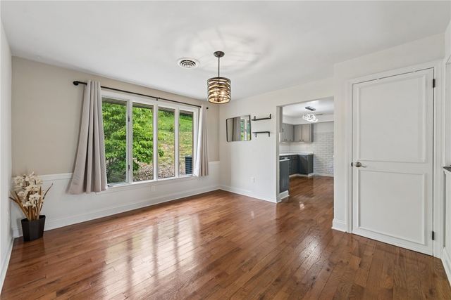 135 Penn Adamsburg Rd, Hempfield Twp, PA 15644