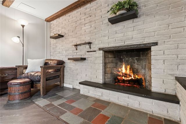 135 Penn Adamsburg Rd, Hempfield Twp, PA 15644
