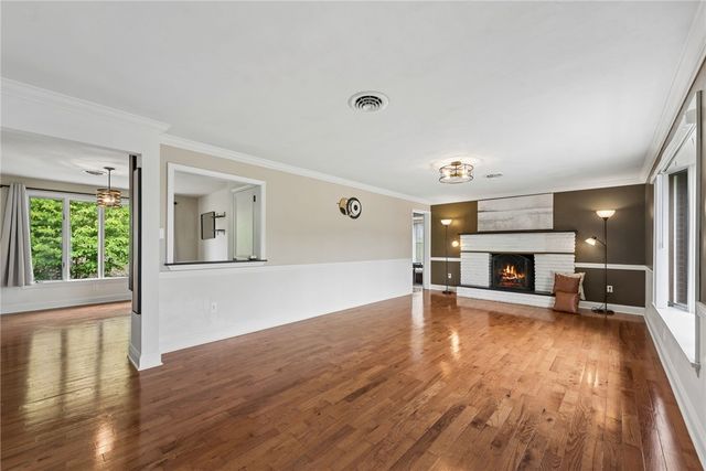135 Penn Adamsburg Rd, Hempfield Twp, PA 15644