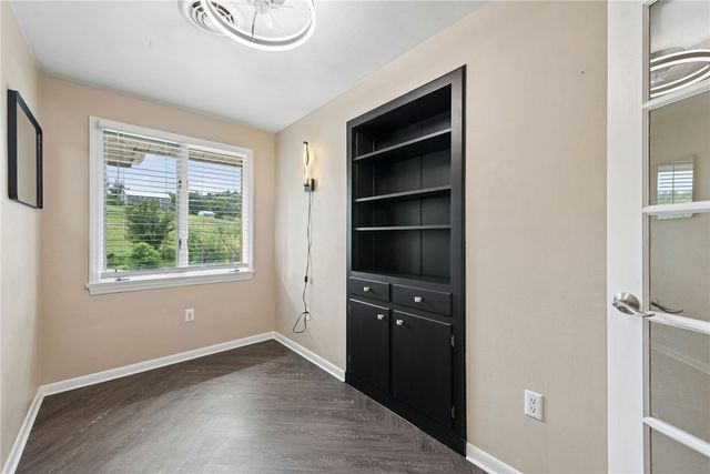 135 Penn Adamsburg Rd, Hempfield Twp, PA 15644