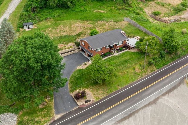 135 Penn Adamsburg Rd, Hempfield Twp, PA 15644
