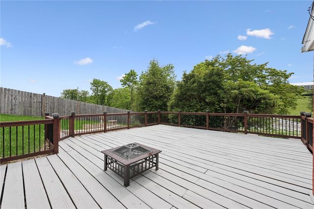 135 Penn Adamsburg Rd, Hempfield Twp, PA 15644