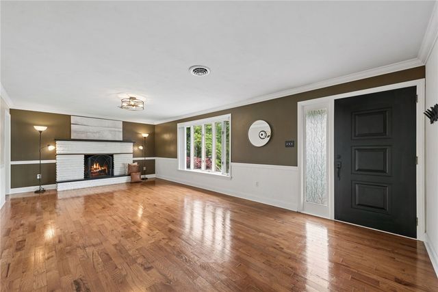 135 Penn Adamsburg Rd, Hempfield Twp, PA 15644