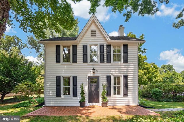 923 W KING RD, Malvern, PA 19355