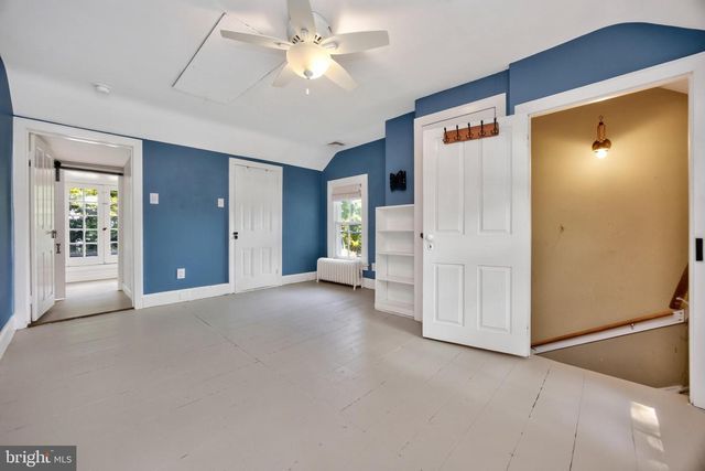 923 W KING RD, Malvern, PA 19355