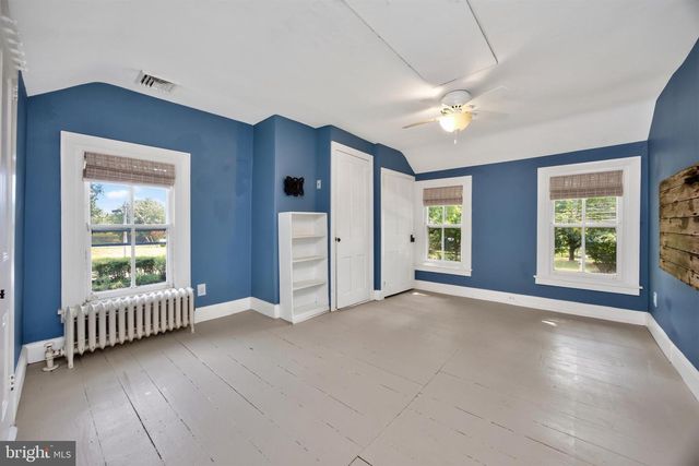 923 W KING RD, Malvern, PA 19355