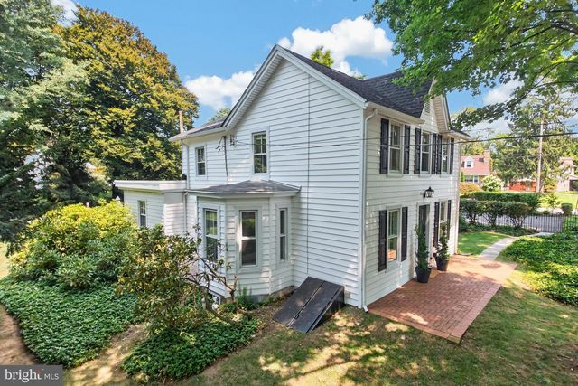 923 W KING RD, Malvern, PA 19355