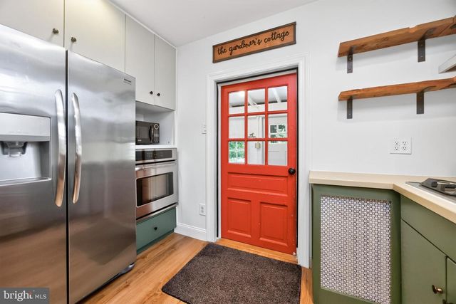 923 W KING RD, Malvern, PA 19355