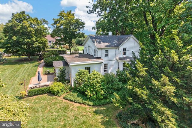 923 W KING RD, Malvern, PA 19355