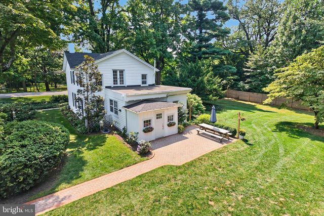 923 W KING RD, Malvern, PA 19355
