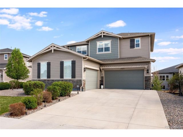 27671 E Lakeview Dr, Aurora, CO 80016