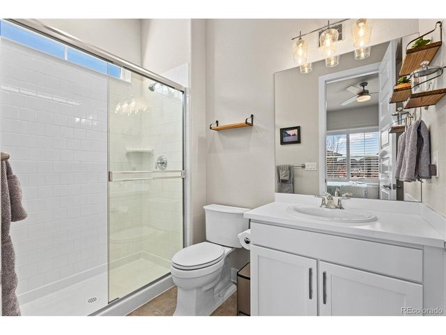 27671 E Lakeview Dr, Aurora, CO 80016