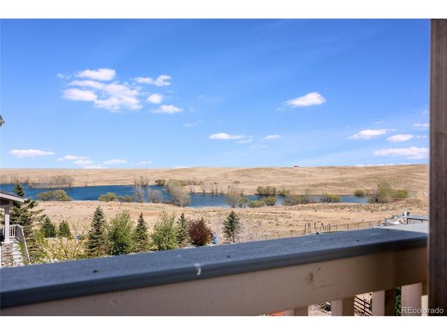 27671 E Lakeview Dr, Aurora, CO 80016