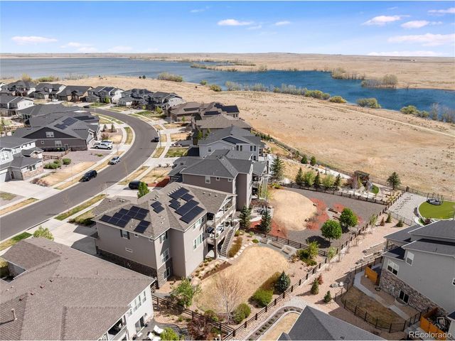 27671 E Lakeview Dr, Aurora, CO 80016