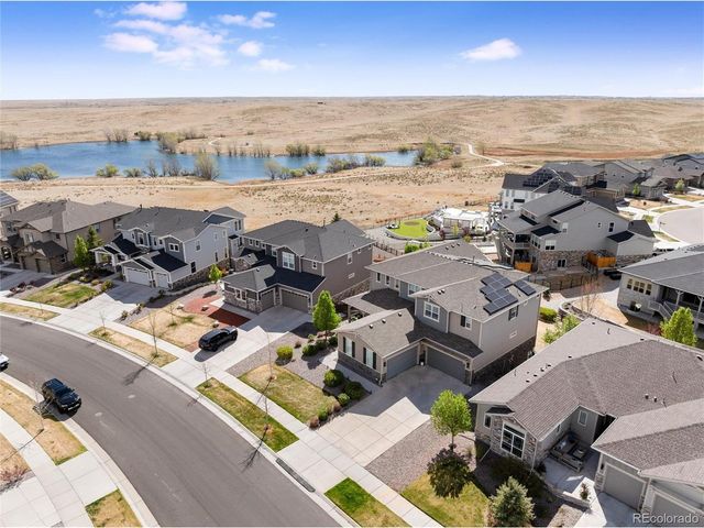 27671 E Lakeview Dr, Aurora, CO 80016