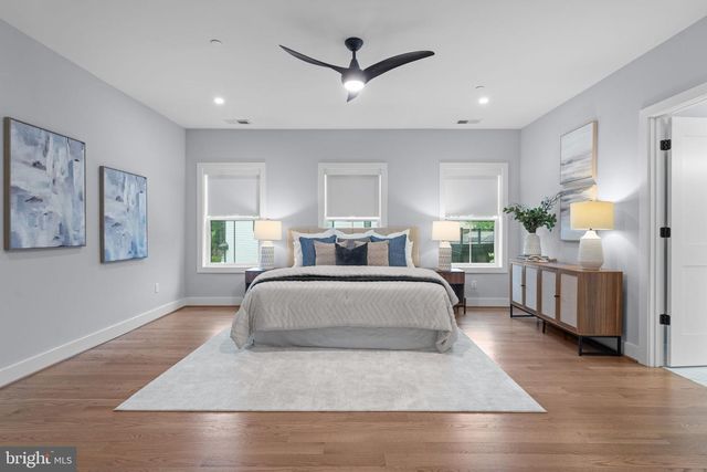 8104 WOODHAVEN BLVD, Bethesda, MD 20817