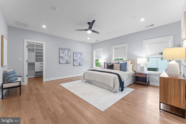 8104 WOODHAVEN BLVD, Bethesda, MD 20817