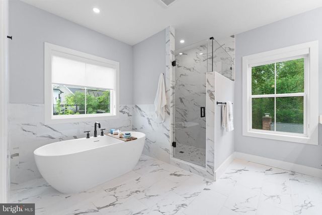 8104 WOODHAVEN BLVD, Bethesda, MD 20817