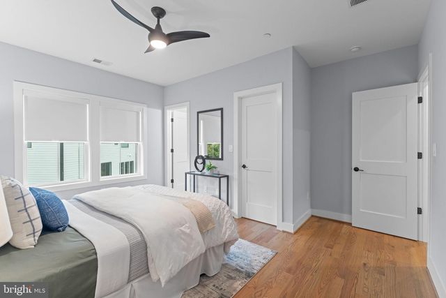 8104 WOODHAVEN BLVD, Bethesda, MD 20817