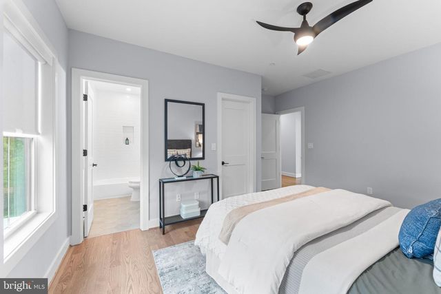8104 WOODHAVEN BLVD, Bethesda, MD 20817